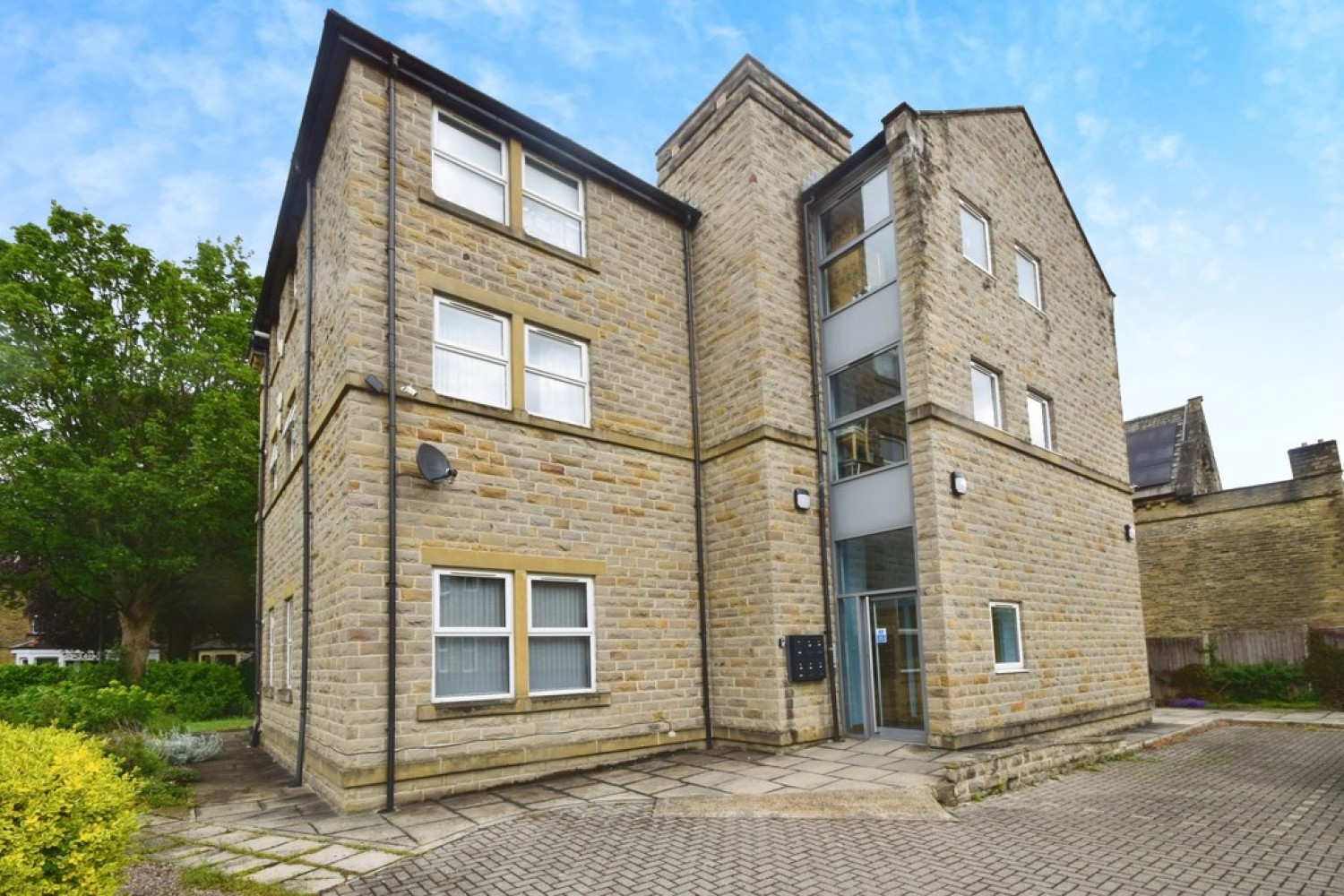 Wellington Crescent, Shipley