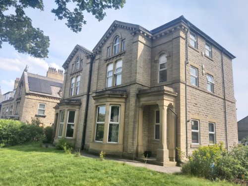 Wellington Crescent, Shipley