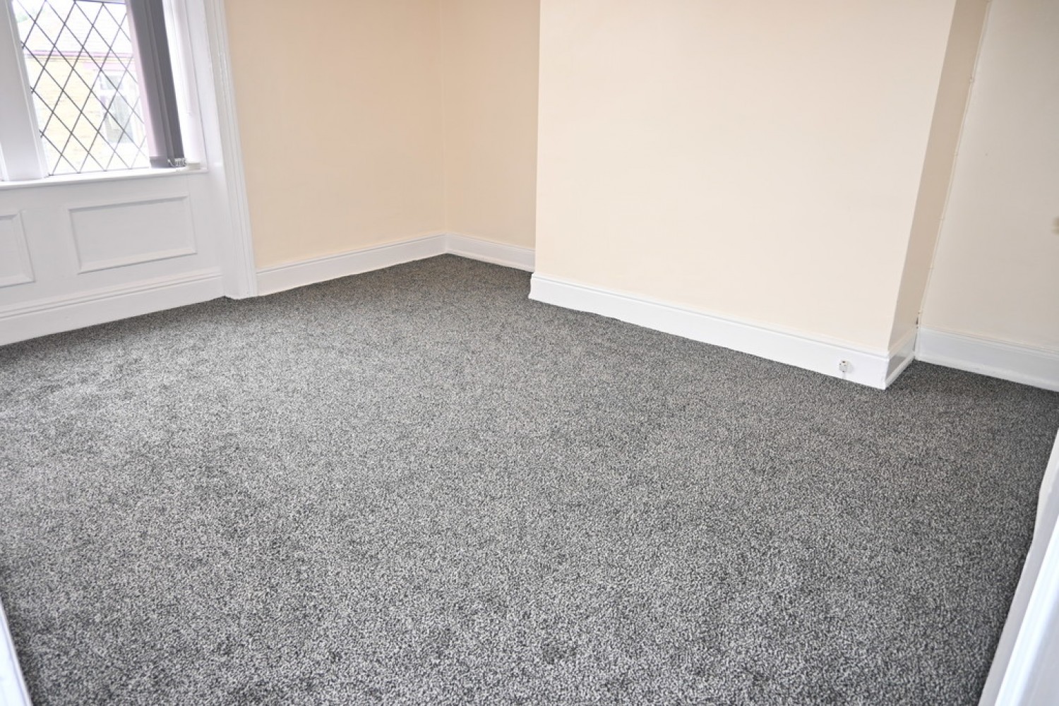 2 bedroom House for Letting Bradford Road, Idle