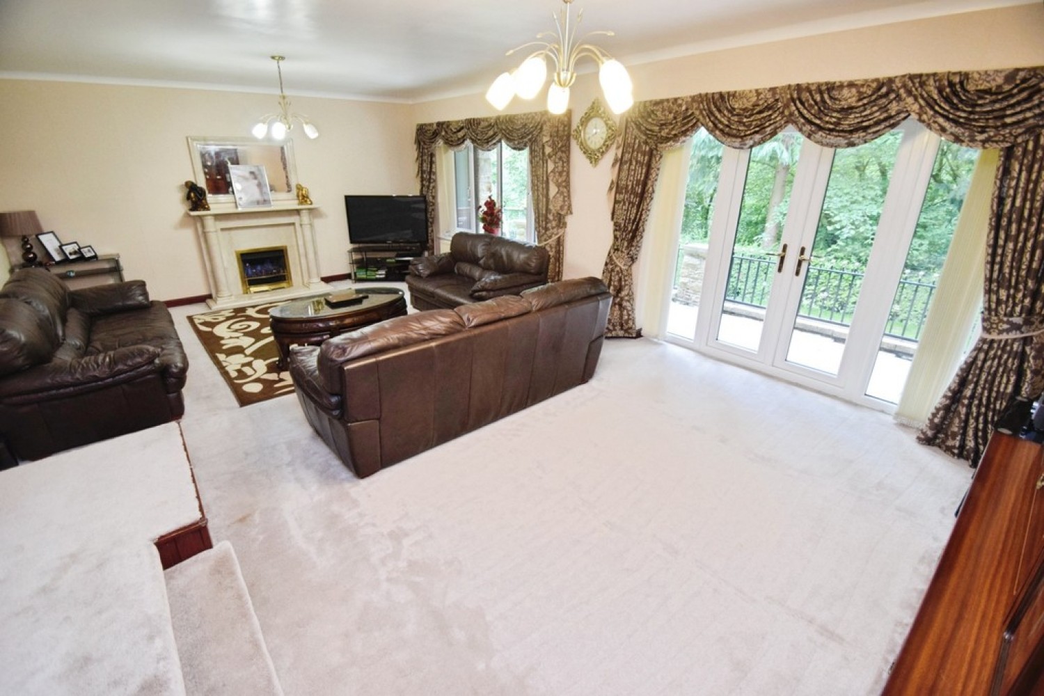 7 bedroom House for Sale Chellow Lane, Bradford, West Yorkshire