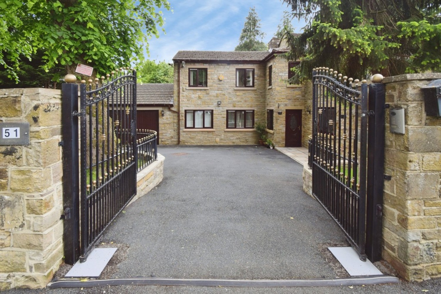 7 bedroom House for Sale Chellow Lane, Bradford, West Yorkshire