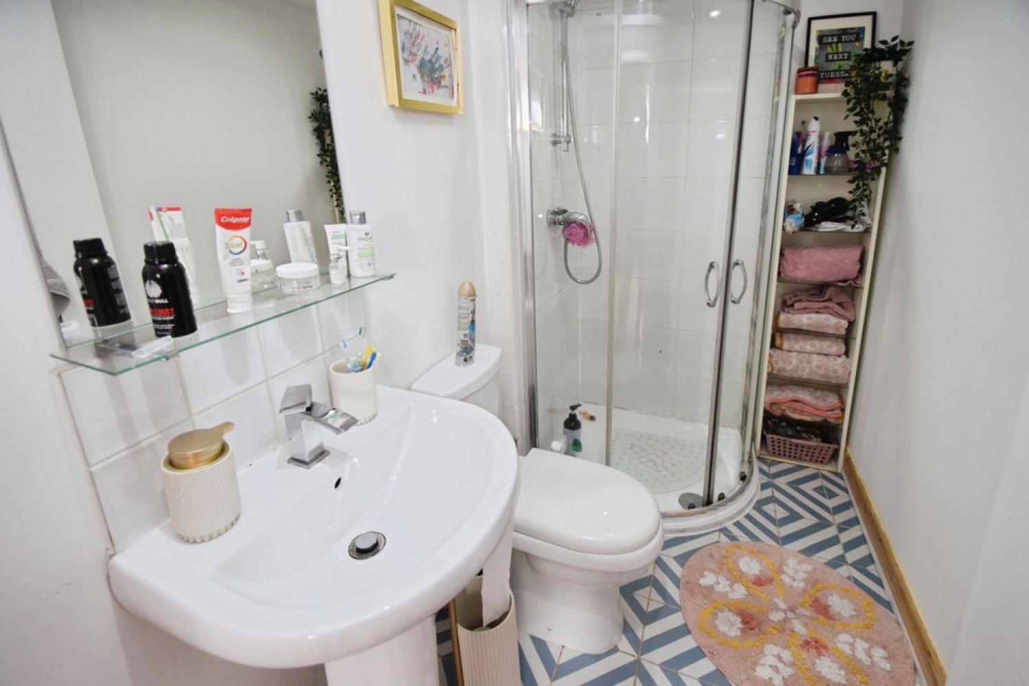 4 bedroom House in Saltaire, Bradford, West Yorkshire