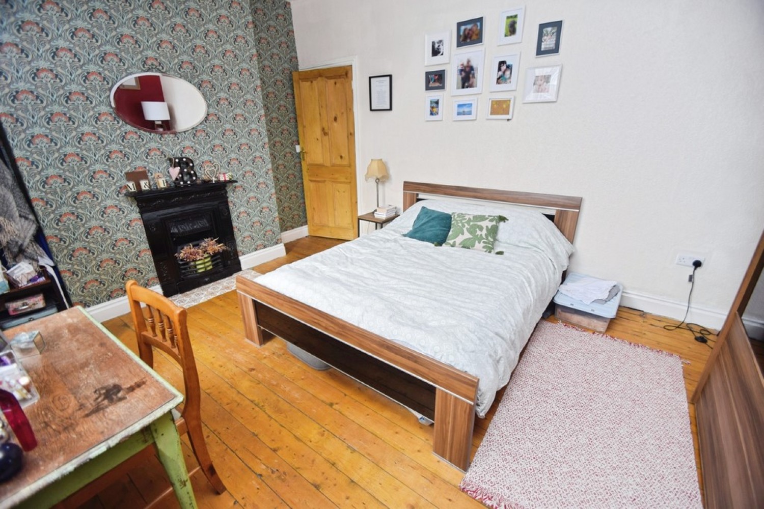 4 bedroom House in Saltaire, Bradford, West Yorkshire