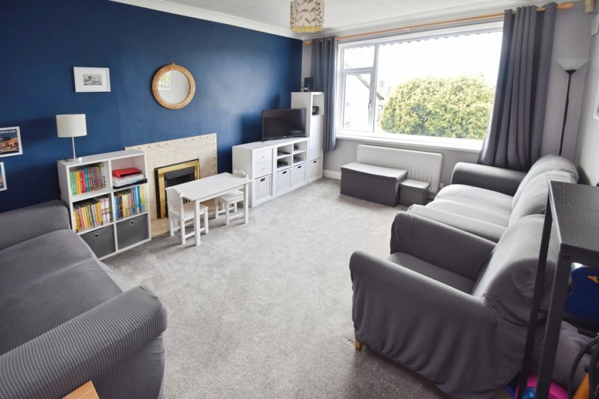 Shipley, Bradford, BD18 4EP