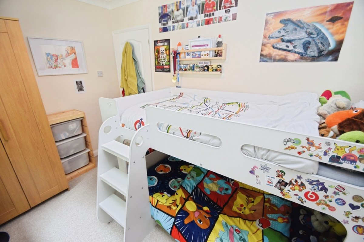 Shipley, Bradford, BD18 4EP