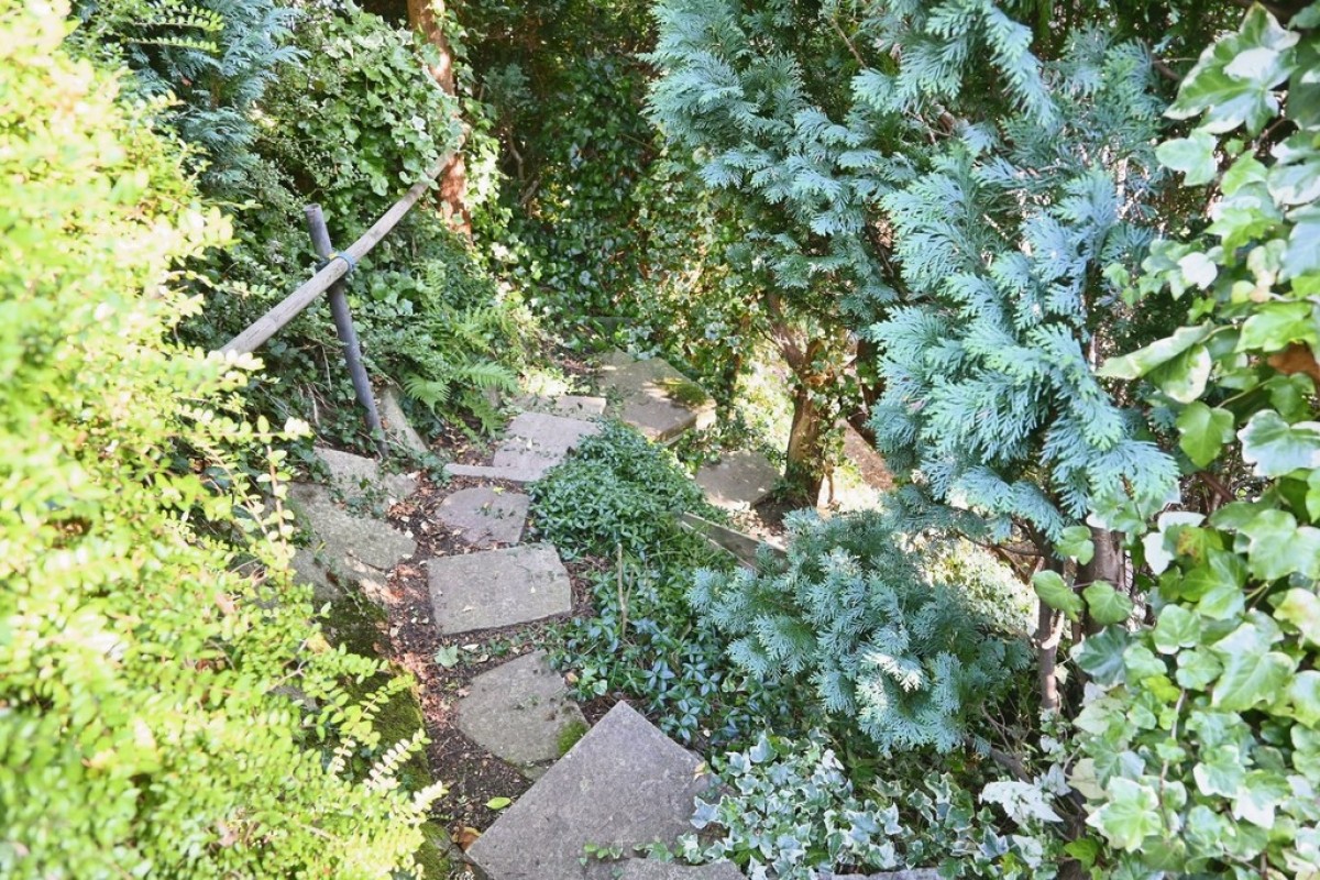 Harewood Crescent, Oakworth