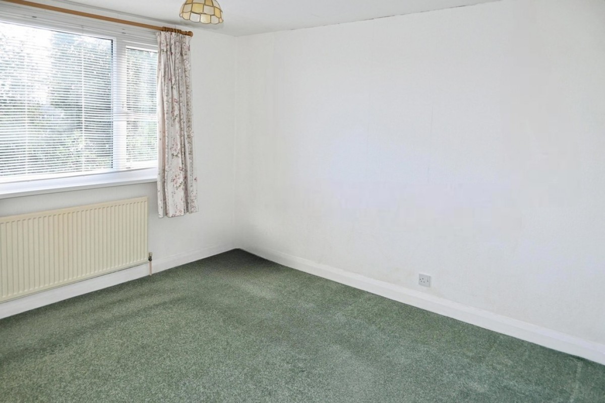 Harewood Crescent, Oakworth