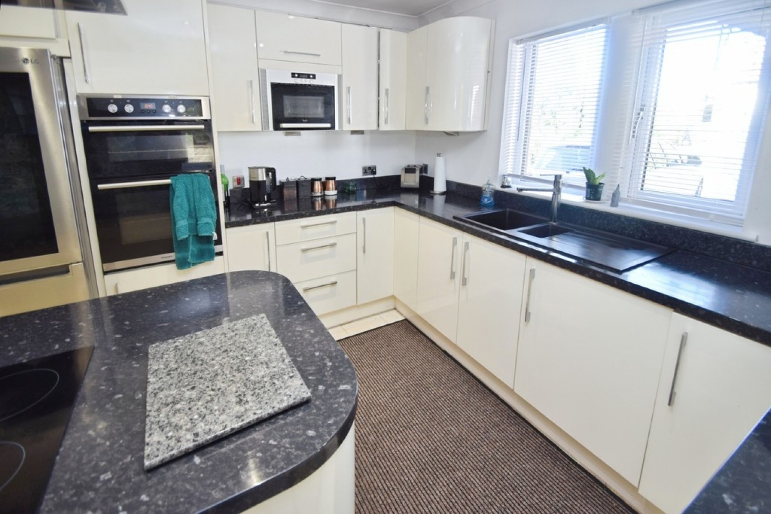 Riddlesden, Keighley, West Yorkshire