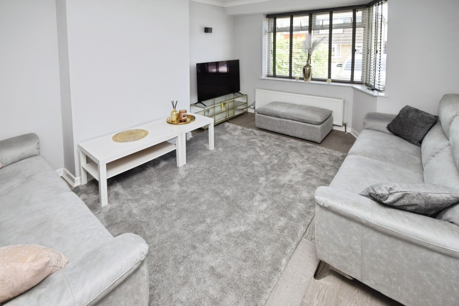 3 bedroom House for Sale Cottingley, Bradford, West Yorkshire