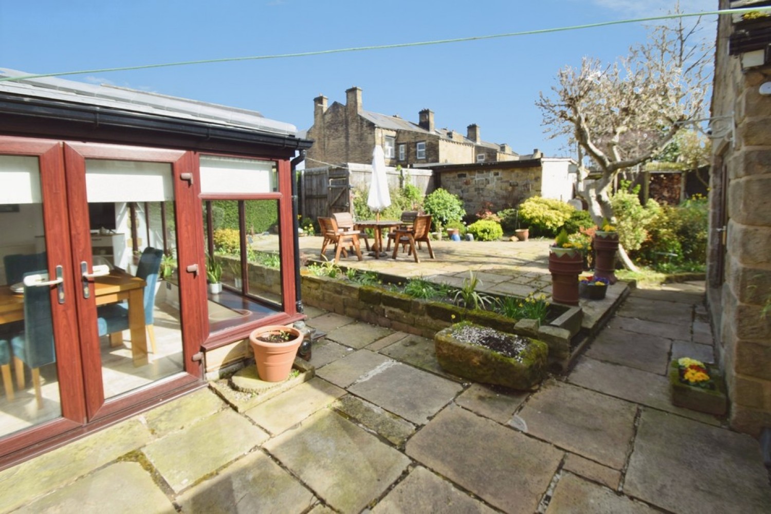 3 bedroom House for Sale New line, Bradford, West Yorkshire