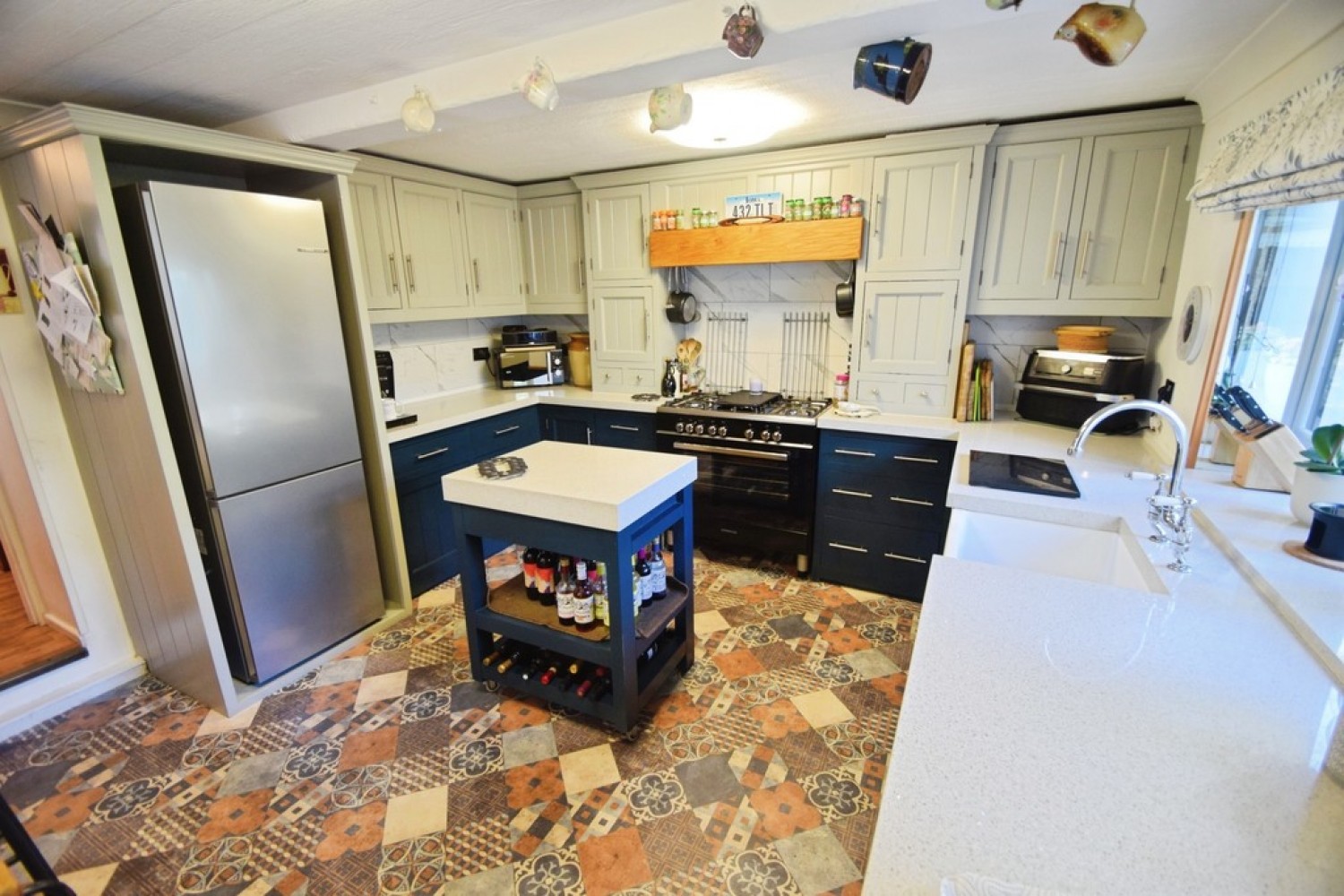 3 bedroom House for Sale New line, Bradford, West Yorkshire