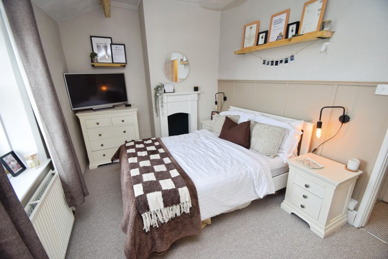 2 bedroom House for Sale Thackley, Bradford, West Yorkshire