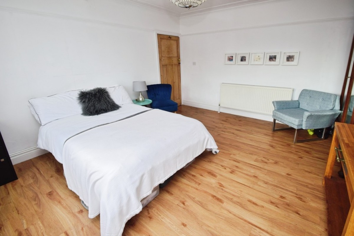 Shipley, Bradford, BD18 3AR