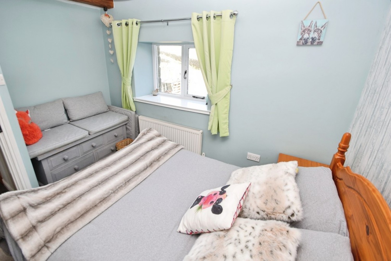 4 bedroom House for Sale Back Shaw Lane, Hainworth Shaw, Keighley