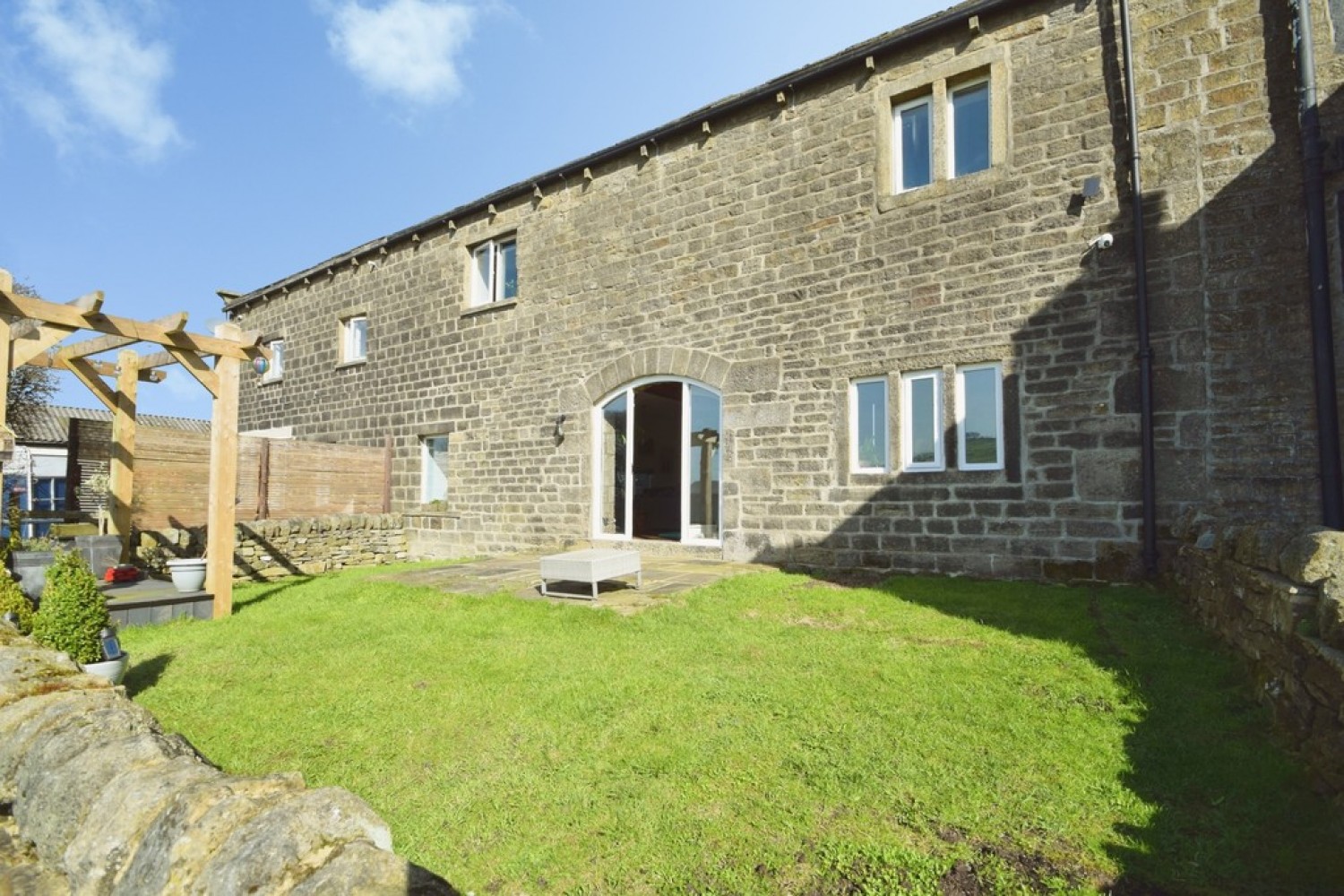 4 bedroom House for Sale Back Shaw Lane, Hainworth Shaw, Keighley