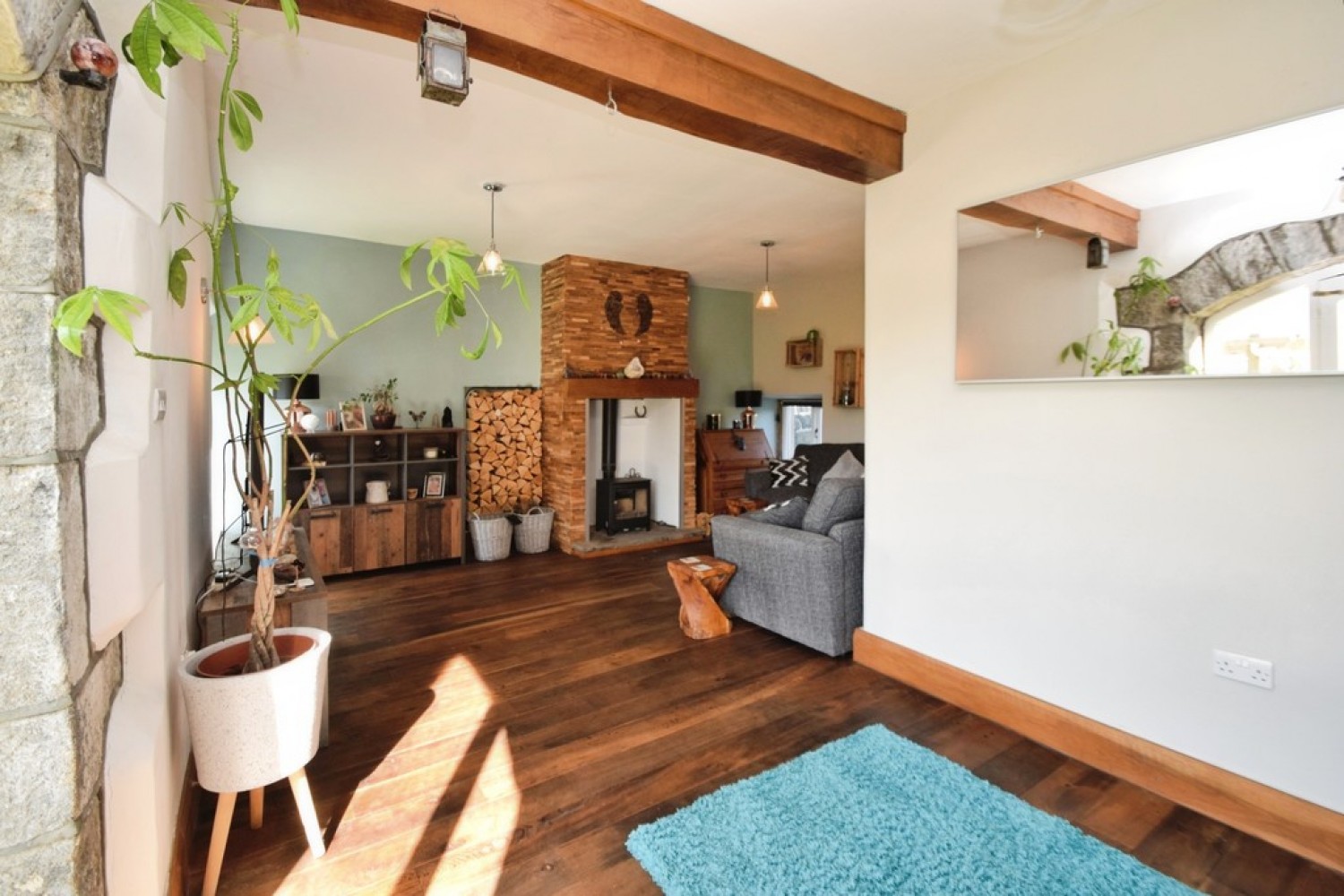 4 bedroom House for Sale Back Shaw Lane, Hainworth Shaw, Keighley