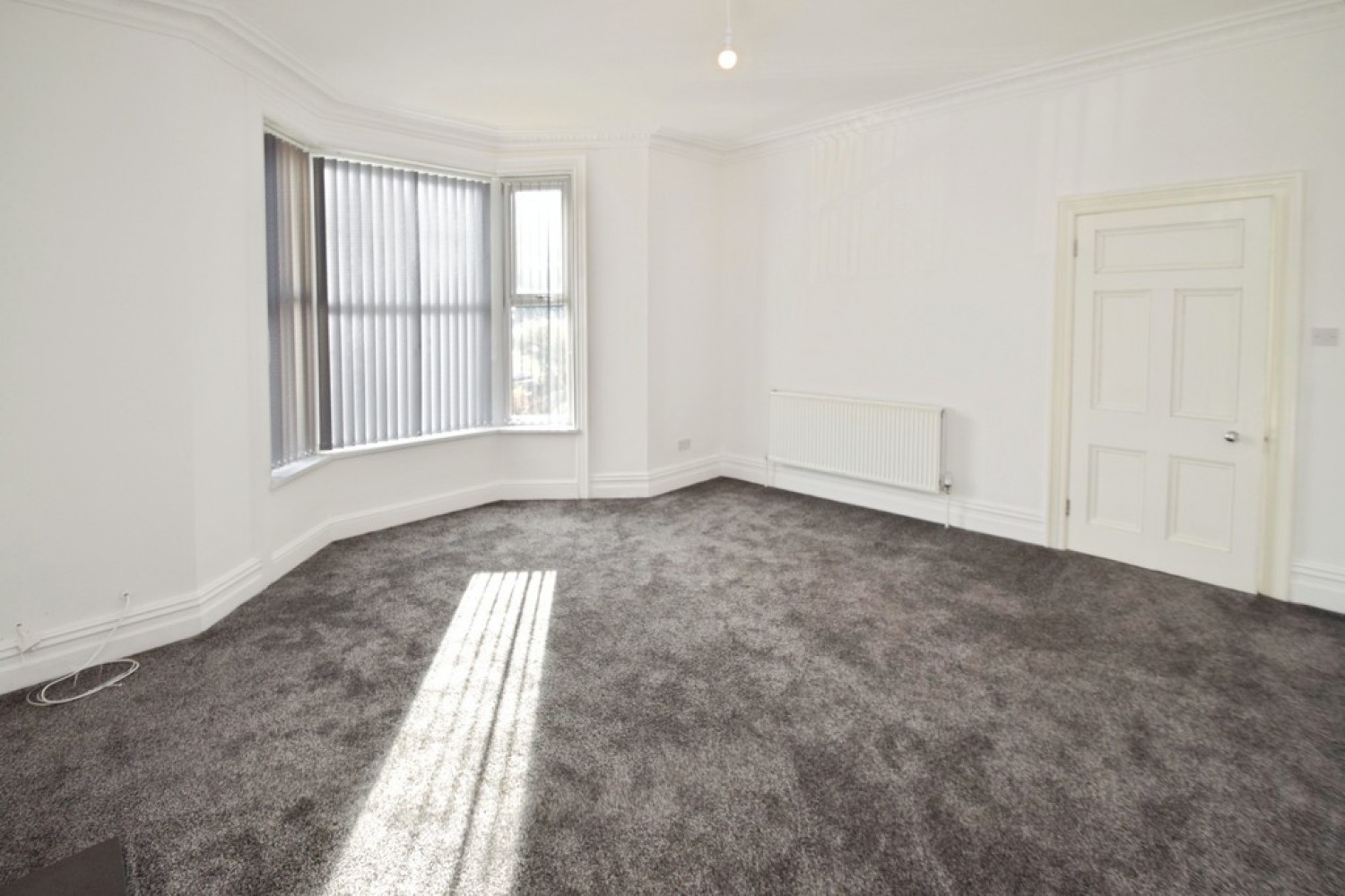 6 bedroom House in Utley, Keighley, West Yorkshire