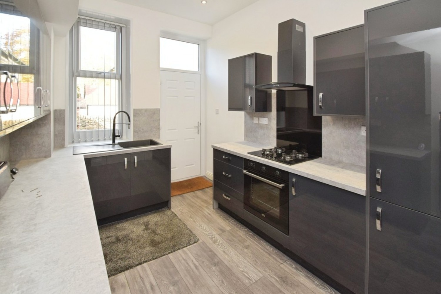 6 bedroom House in Utley, Keighley, West Yorkshire