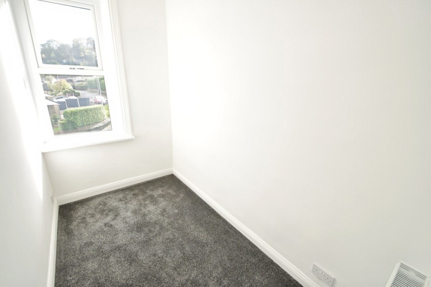 6 bedroom House in Utley, Keighley, West Yorkshire