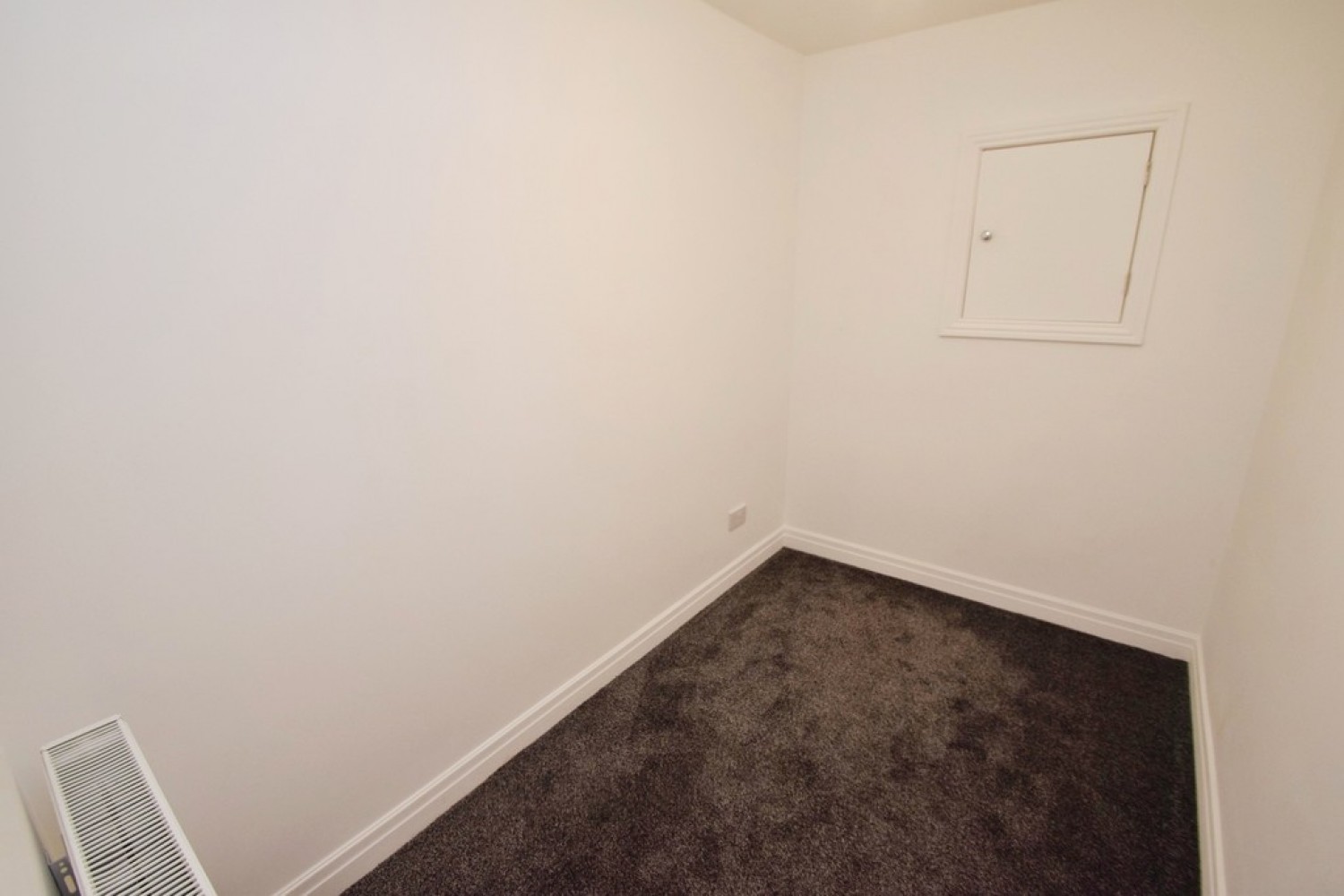 6 bedroom House in Utley, Keighley, West Yorkshire