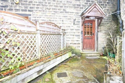 Bradley Square, Harden