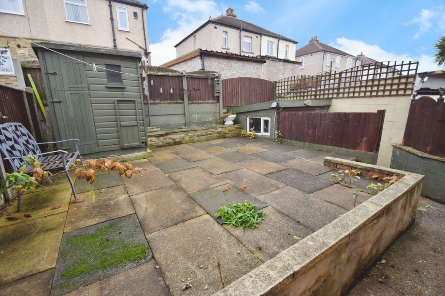 3 bedroom House for Sale Thackley, Bradford, West Yorkshire