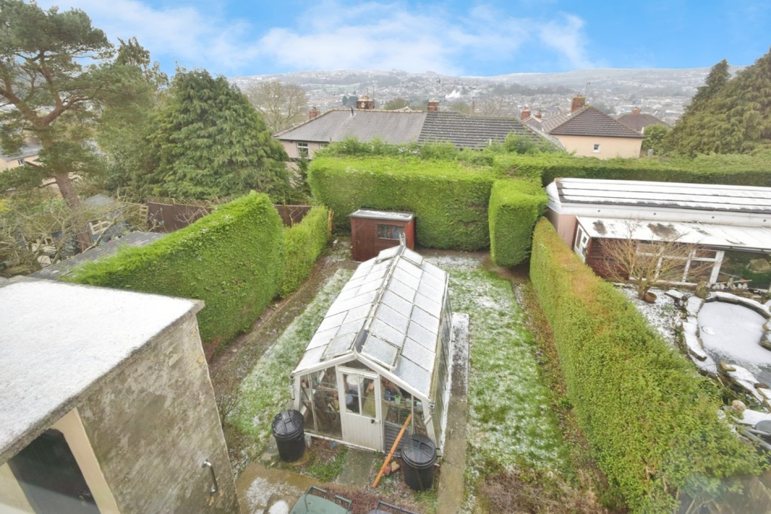 3 bedroom House in Long Lee, Keighley, West Yorkshire