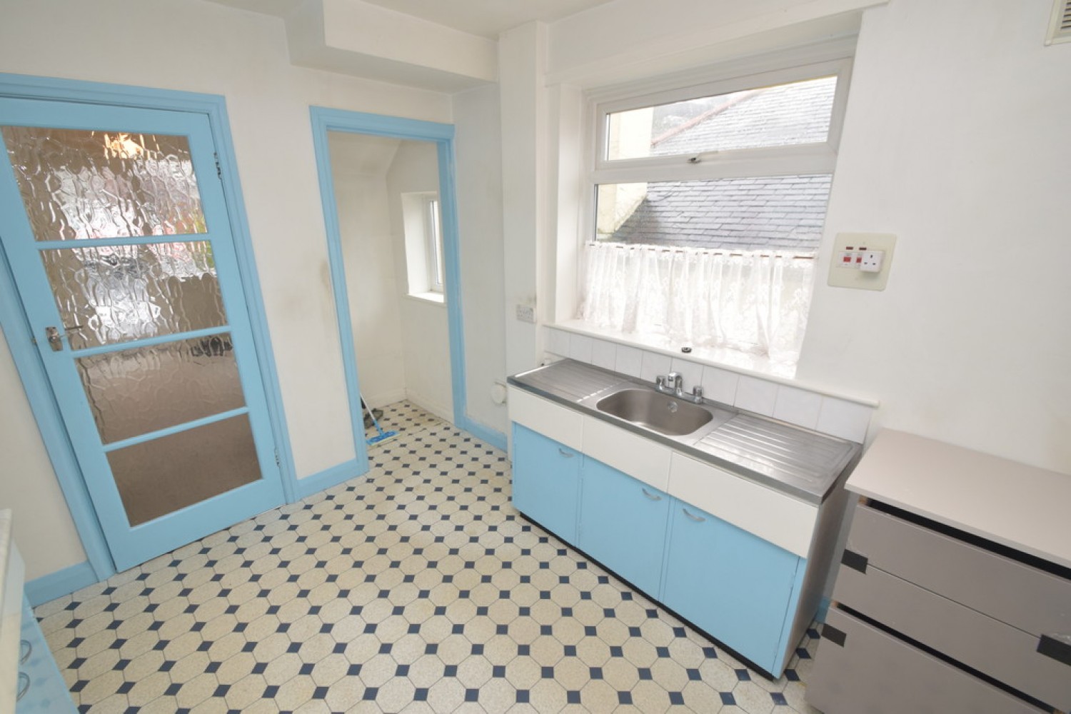 3 bedroom House in Long Lee, Keighley, West Yorkshire