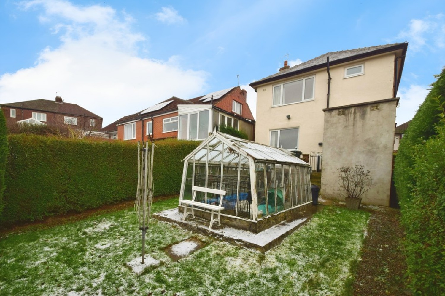 3 bedroom House in Long Lee, Keighley, West Yorkshire