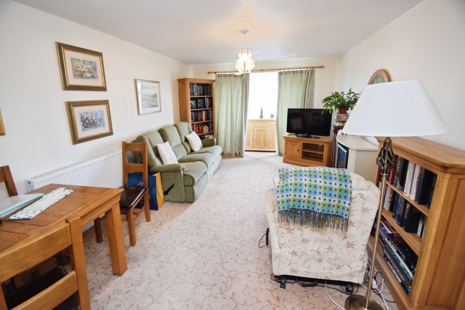 2 bedroom Flat for Sale Shipley, Bradford, West Yorkshire