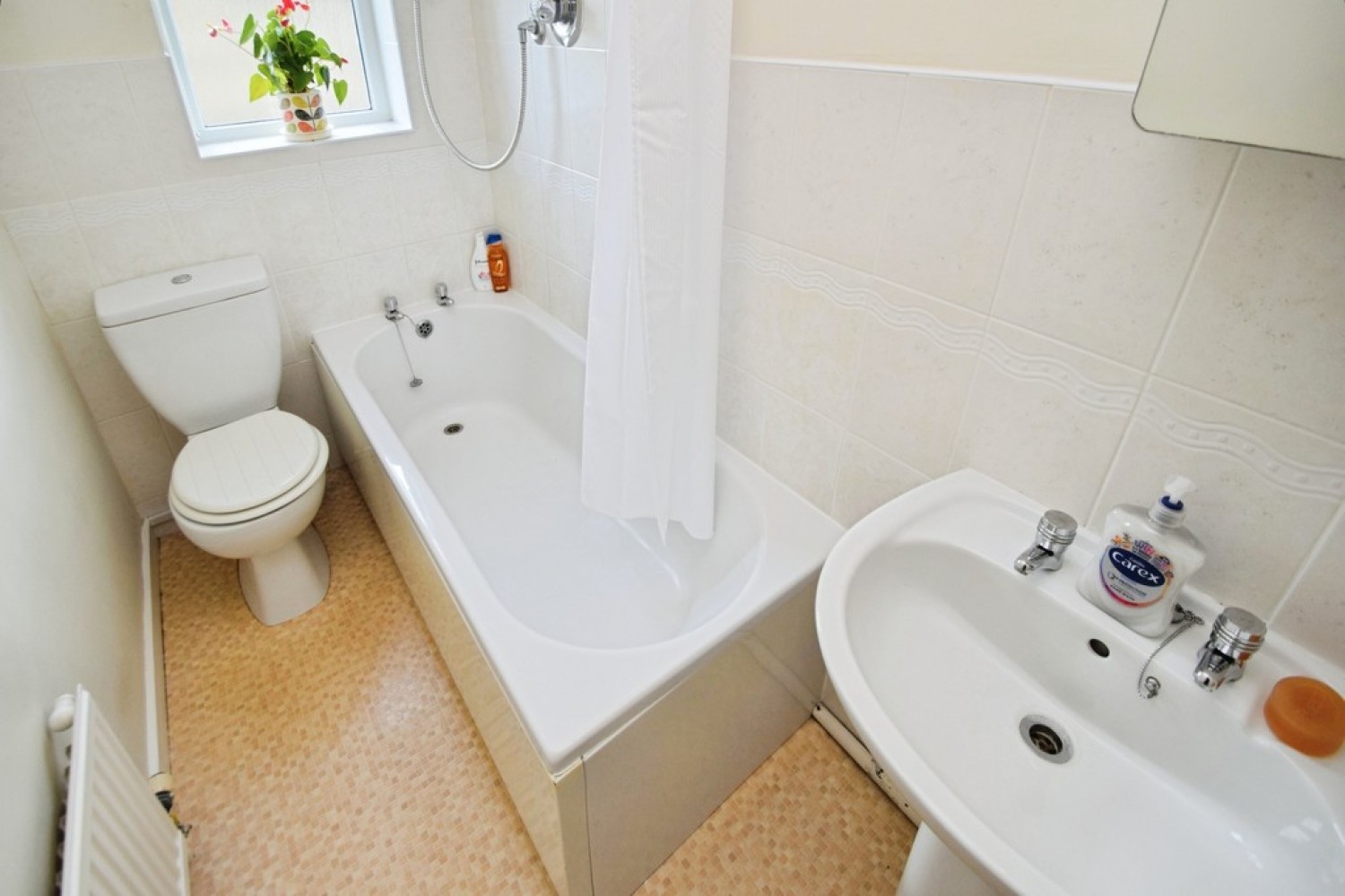 2 bedroom House in Wilsden, Bradford, West Yorkshire