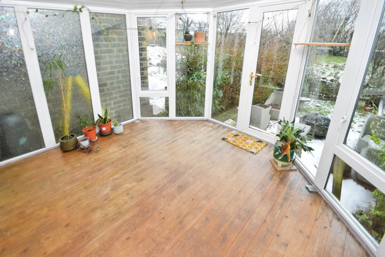 2 bedroom House for Sale Denholme, Bradford, West Yorkshire