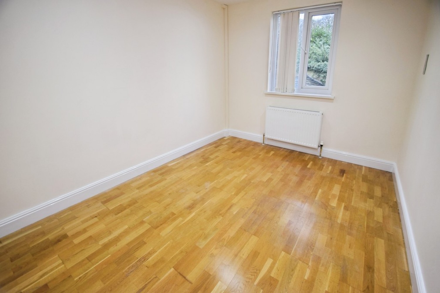 8 bedroom House for Sale Hazelhurst Road, Bradford, West Yorkshire