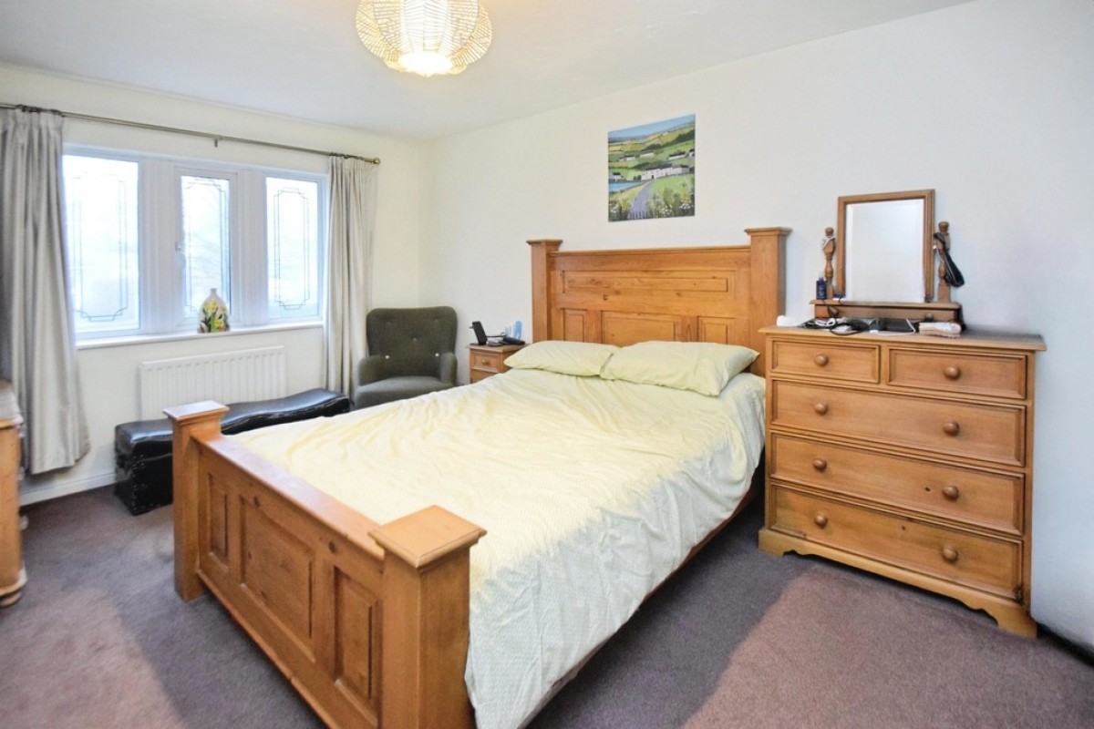 Farley Crescent, Oakworth, Keighley