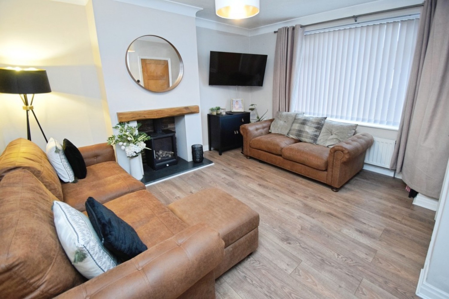 2 bedroom House for Sale Shipley, Bradford, West Yorkshire