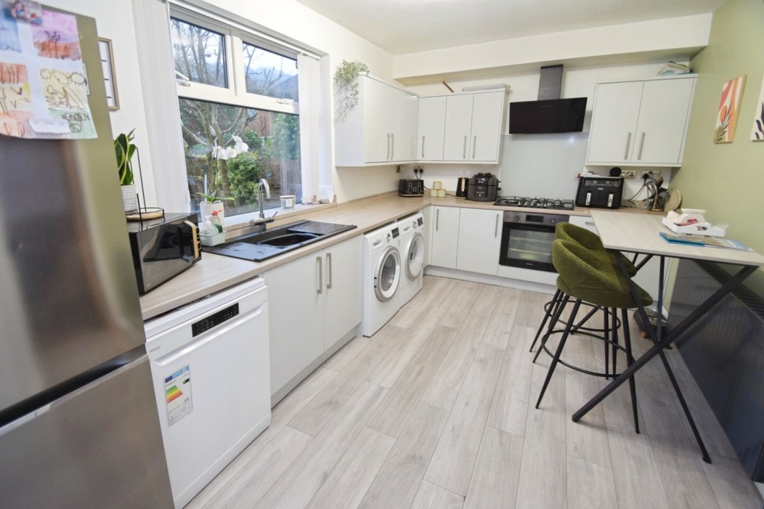 2 bedroom House for Sale Shipley, Bradford, West Yorkshire