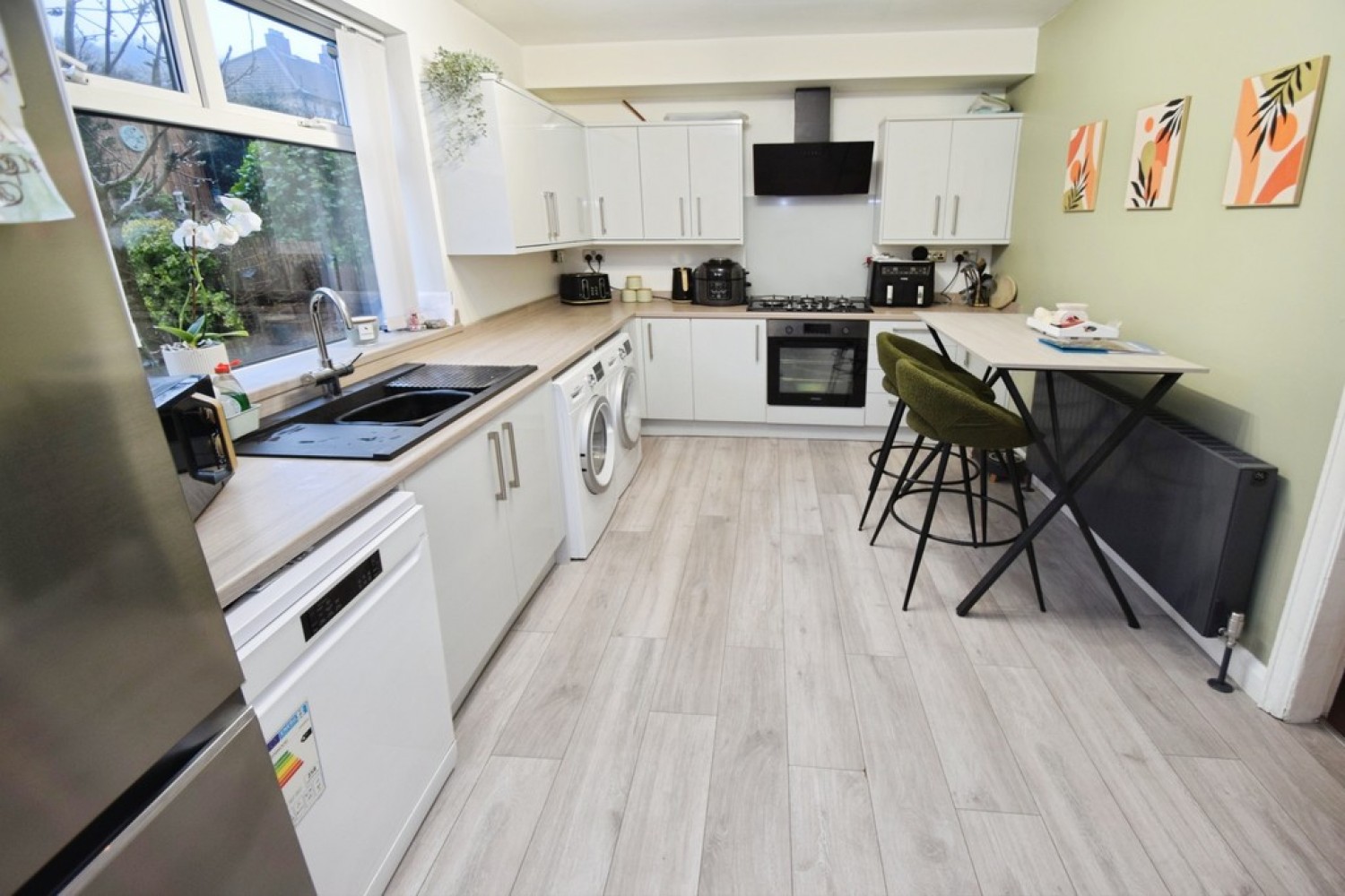 2 bedroom House for Sale Shipley, Bradford, West Yorkshire