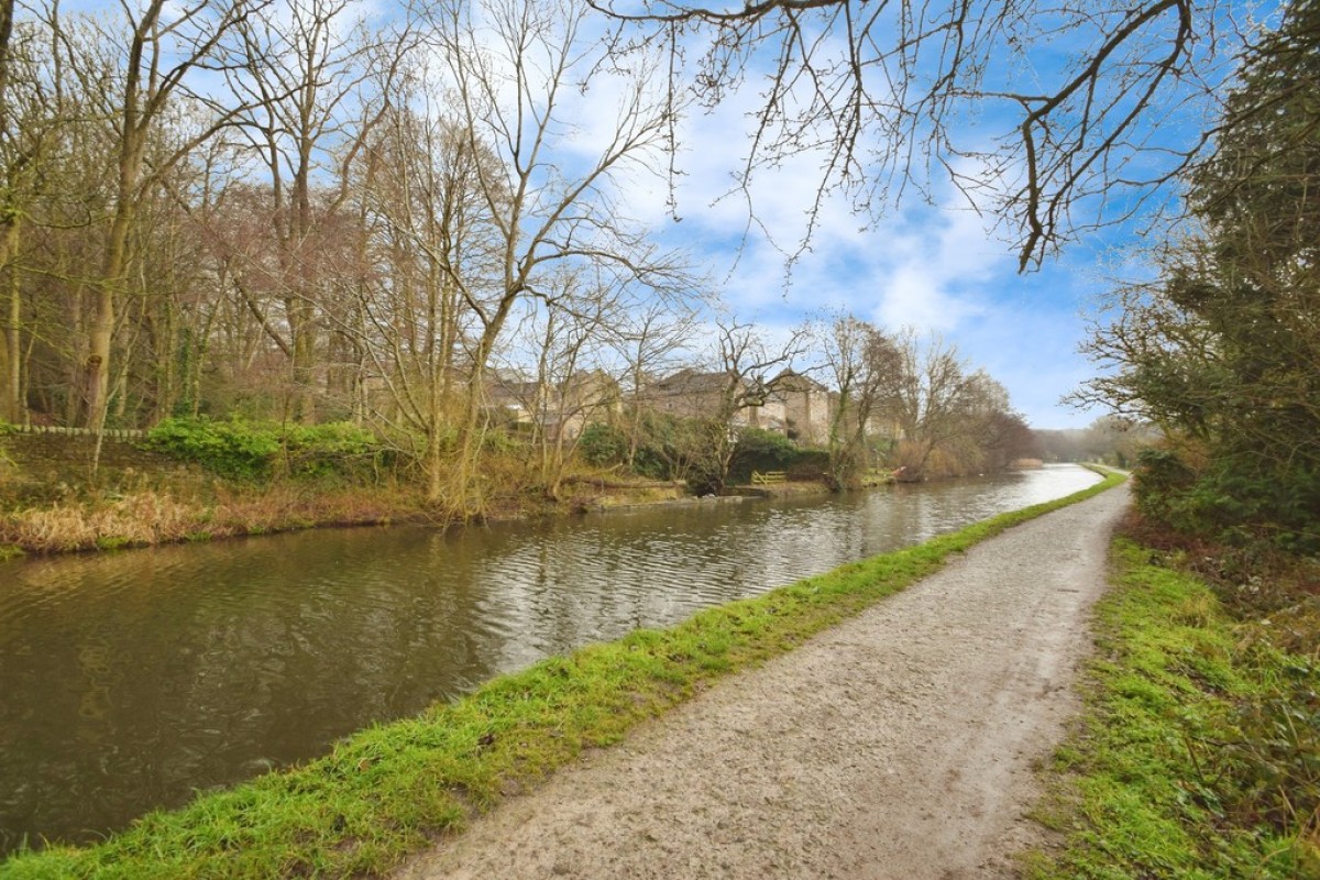 Riddlesden, Keighley, West Yorkshire