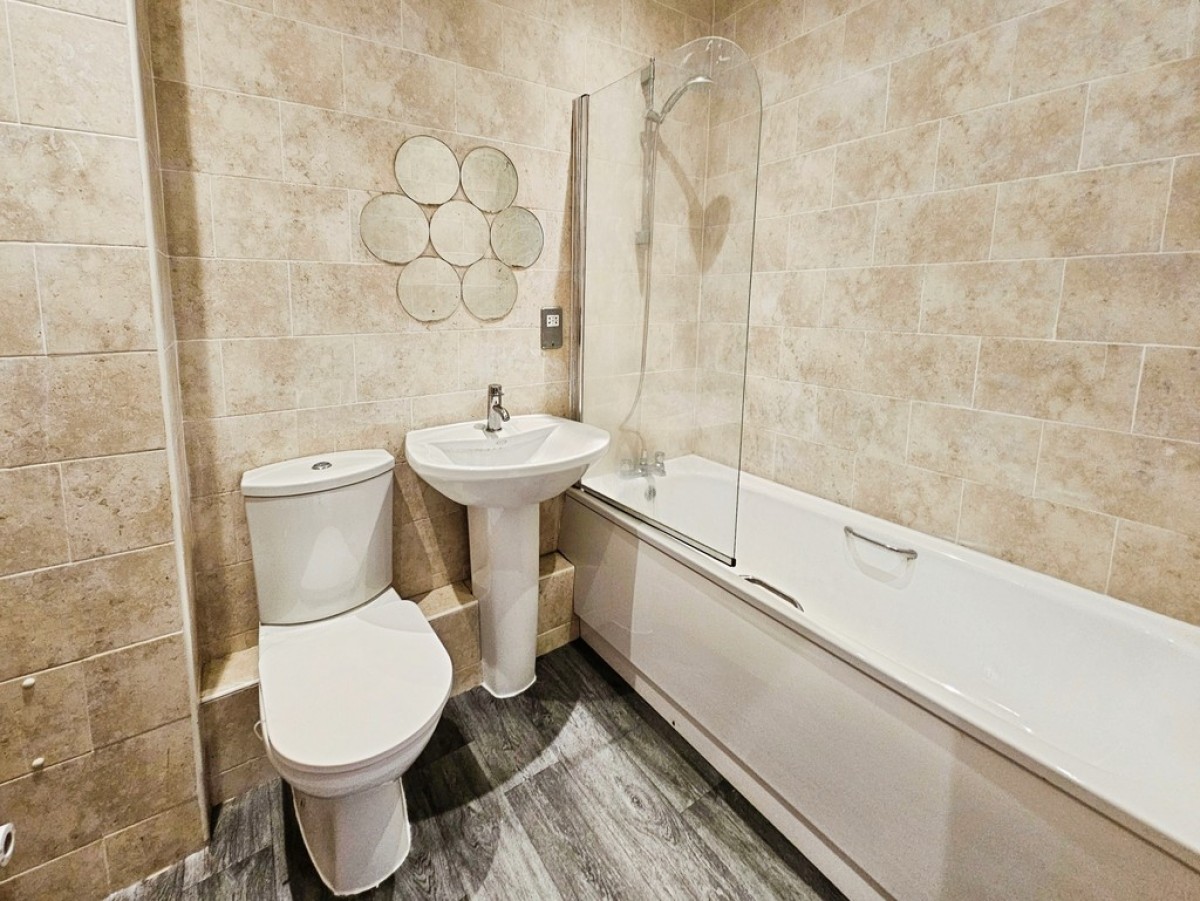 Canal Road, Riddlesden, Keighley