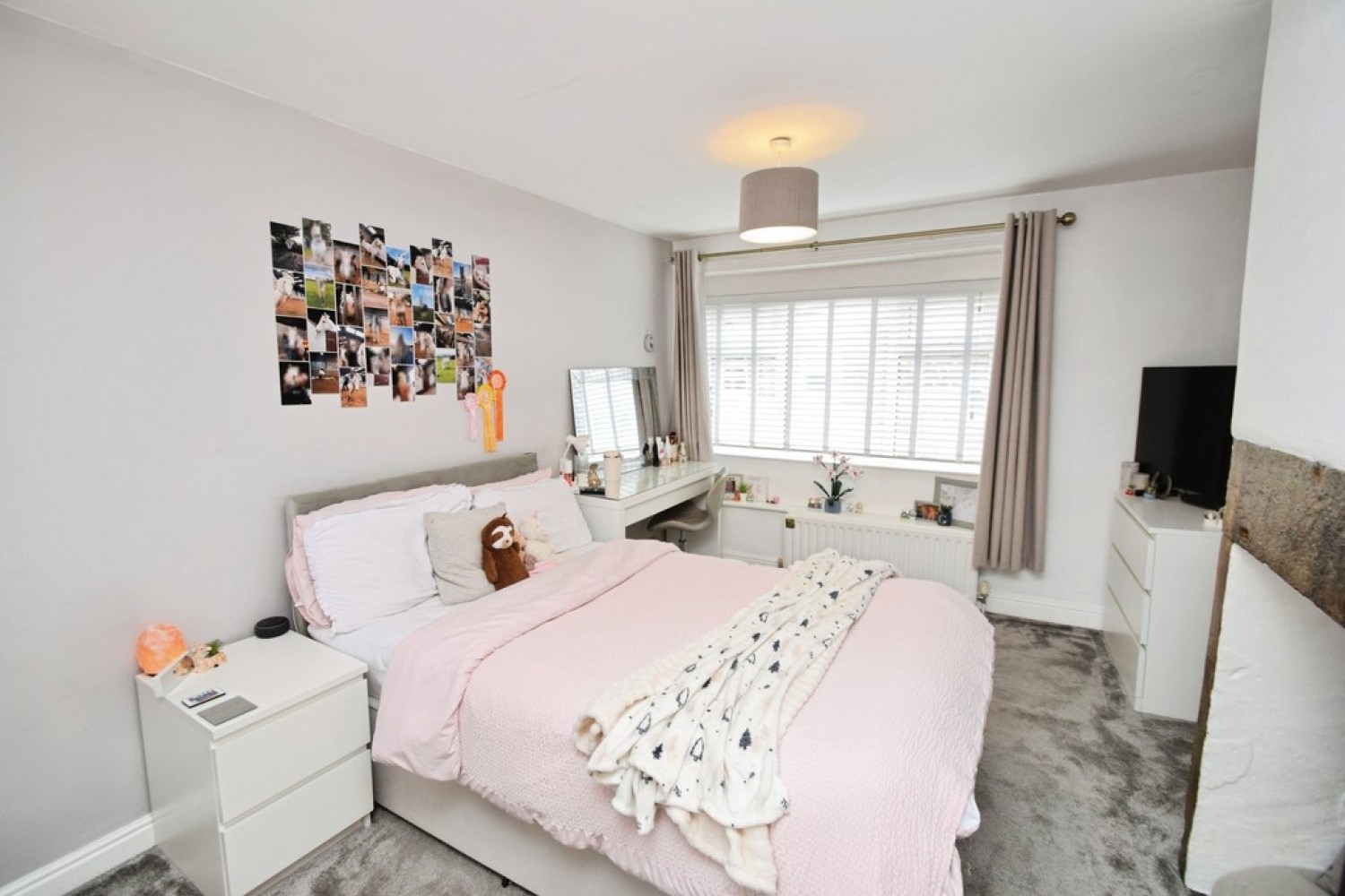 4 bedroom House for Sale Moss Row, Wilsden, Bradford