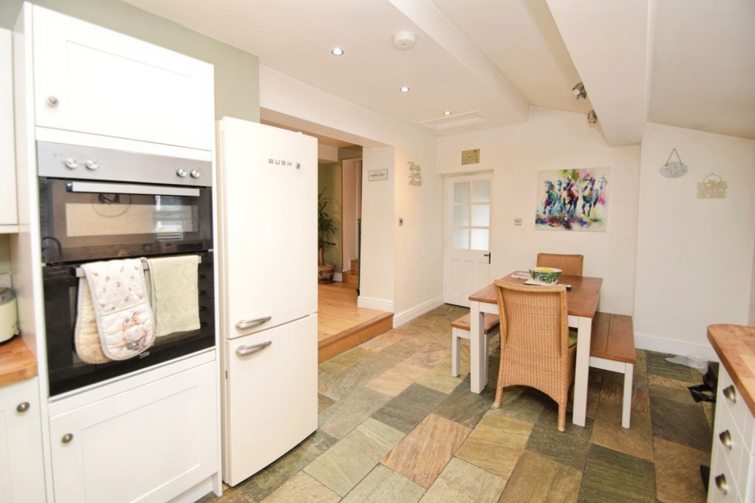 4 bedroom House for Sale Moss Row, Wilsden, Bradford