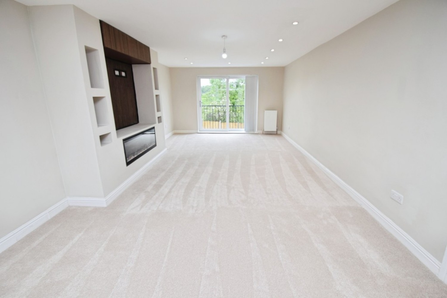 4 bedroom House for Sale Nab Wood, Bradford, West Yorkshire