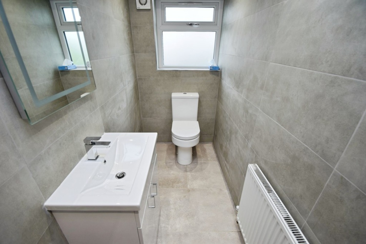 4 bedroom House for Sale Nab Wood, Bradford, West Yorkshire