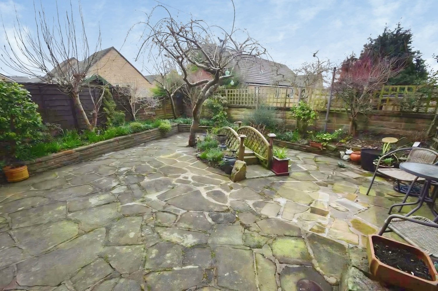 3 bedroom House for Letting Leamington Drive, Idle, Bradford