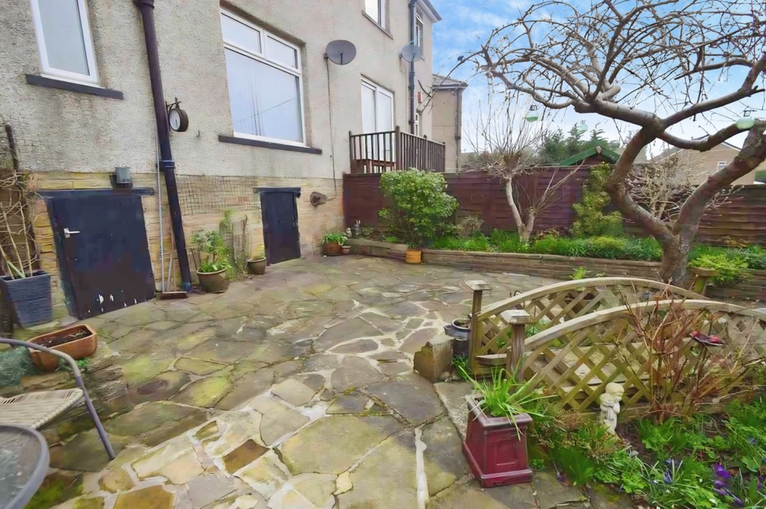 3 bedroom House for Letting Leamington Drive, Idle, Bradford