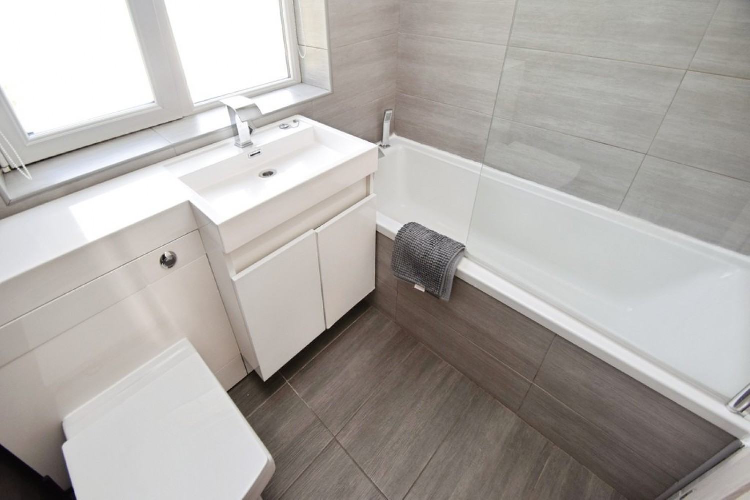 3 bedroom House for Sale Shipley, Bradford, West Yorkshire