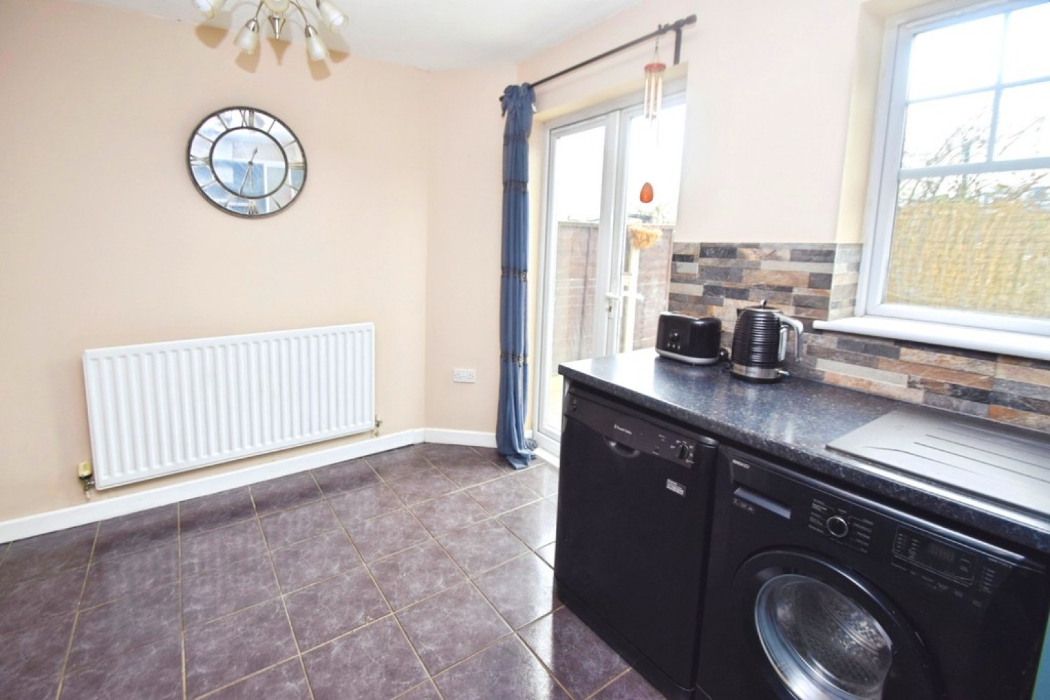 2 bedroom House for Letting Maitland Close, Allerton, Bradford