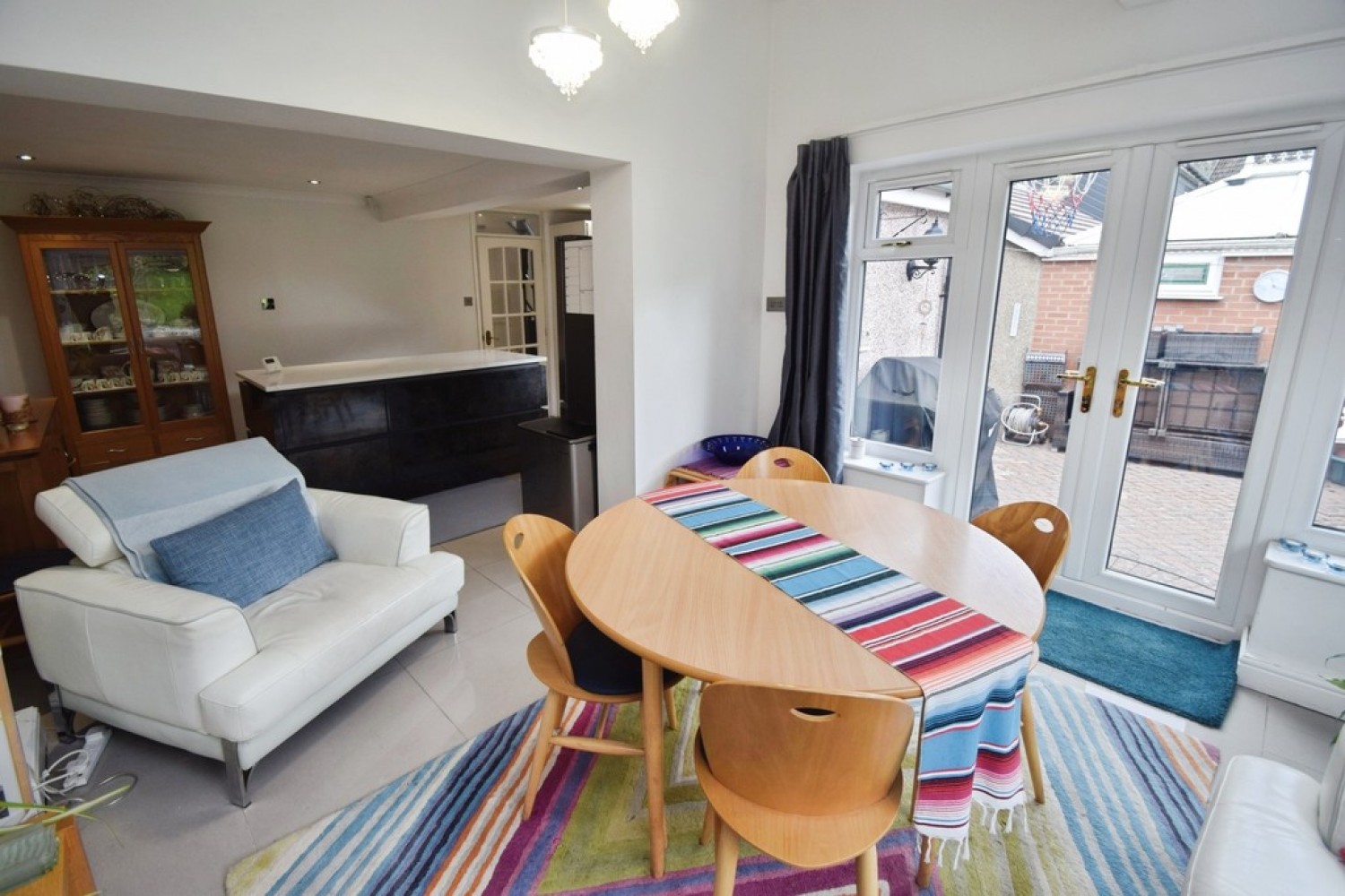 4 bedroom House for Sale Nab Wood, Bradford, West Yorkshire