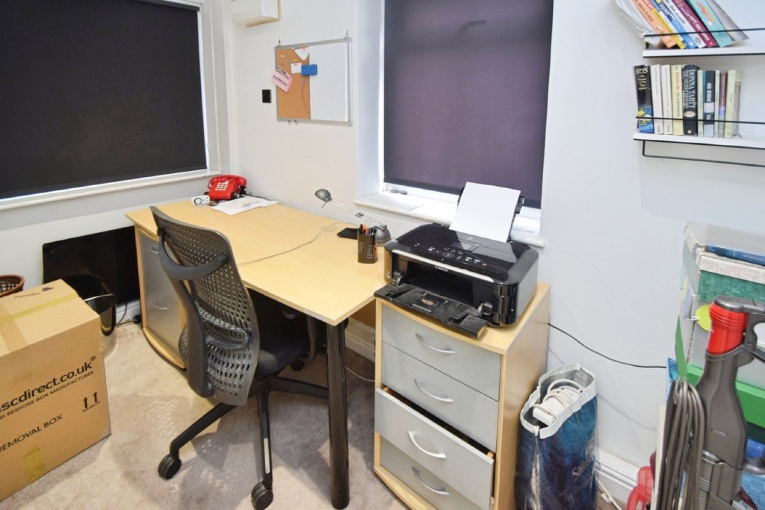 4 bedroom House for Sale Nab Wood, Bradford, West Yorkshire