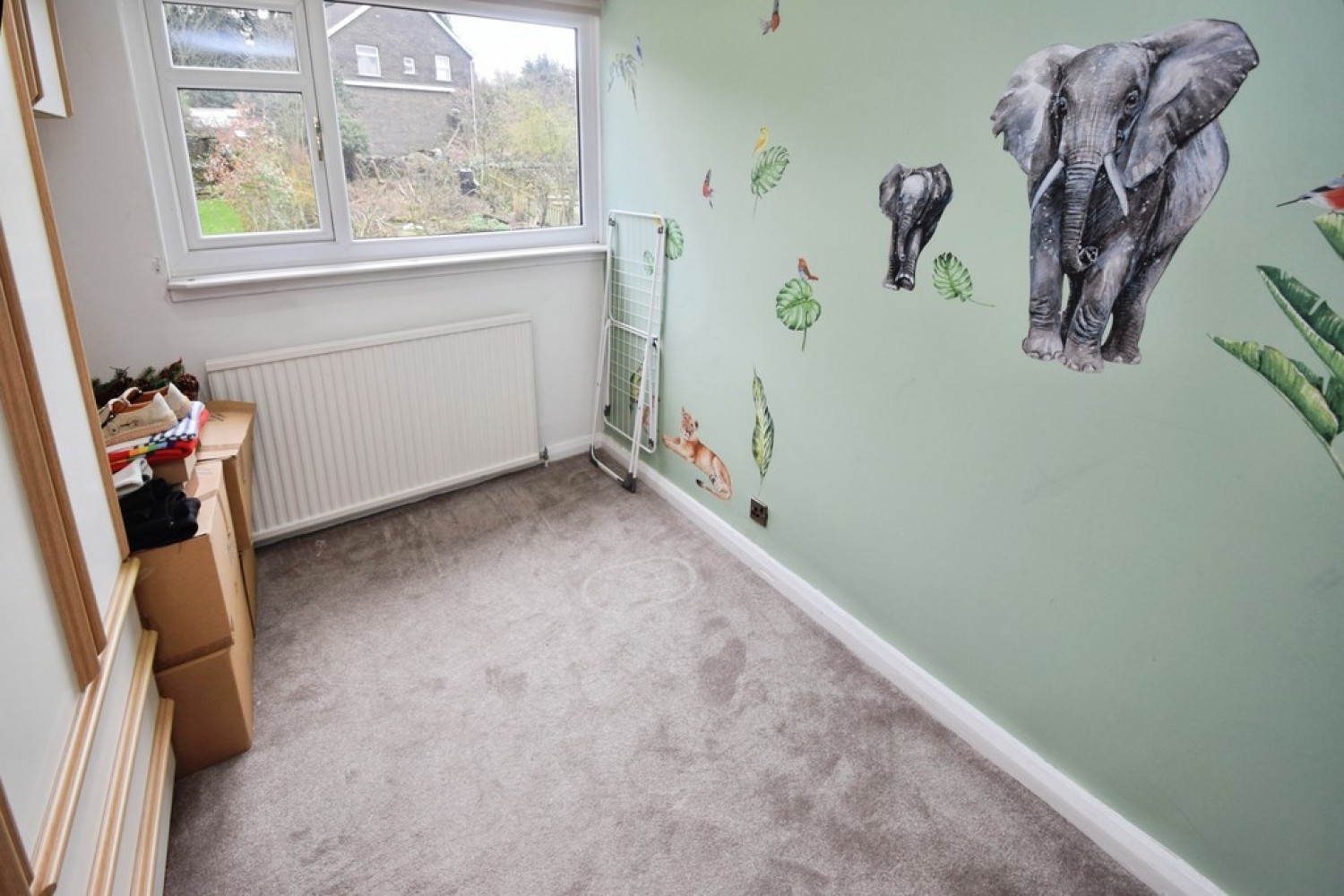 4 bedroom House for Sale Nab Wood, Bradford, West Yorkshire